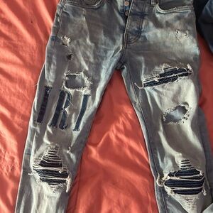Amiris worn